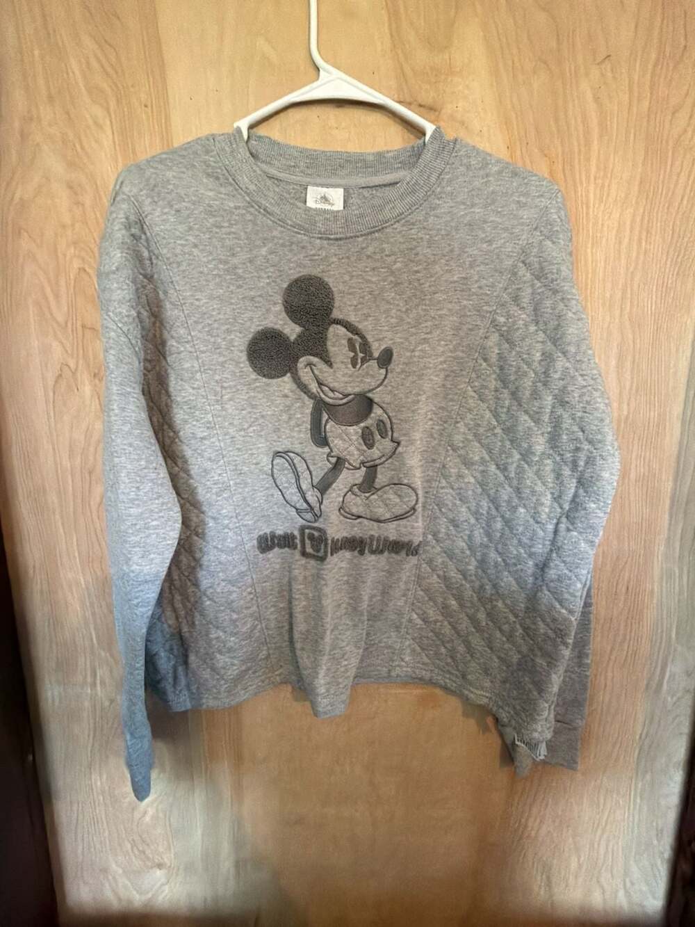 Walt Disney World Quilted Mickey Mouse Gray Pullover Sweatshirt